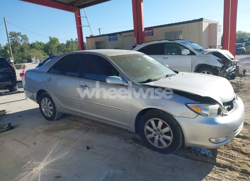 Photo 13 of 2003 Toyota Camry LE (VIN 4T1BE32K73U163330)