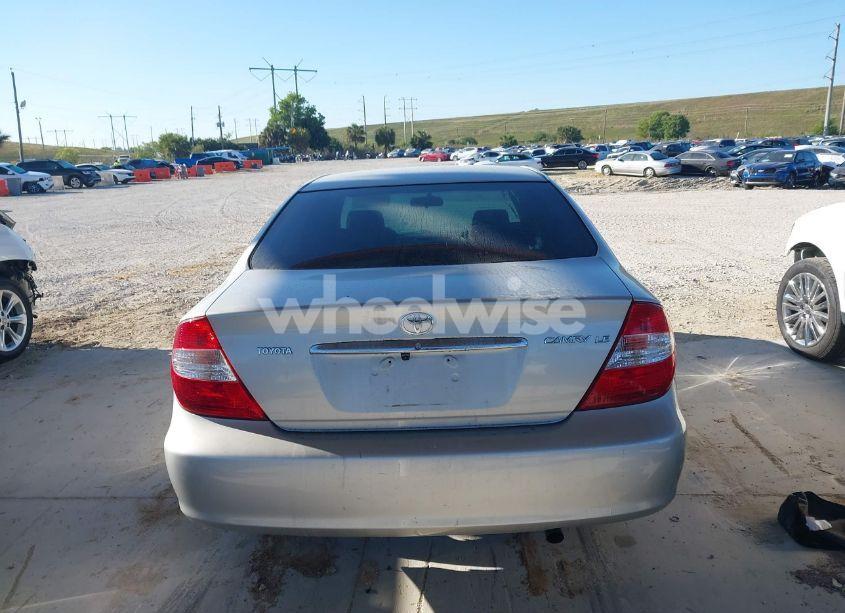 Photo 16 of 2003 Toyota Camry LE (VIN 4T1BE32K73U163330)
