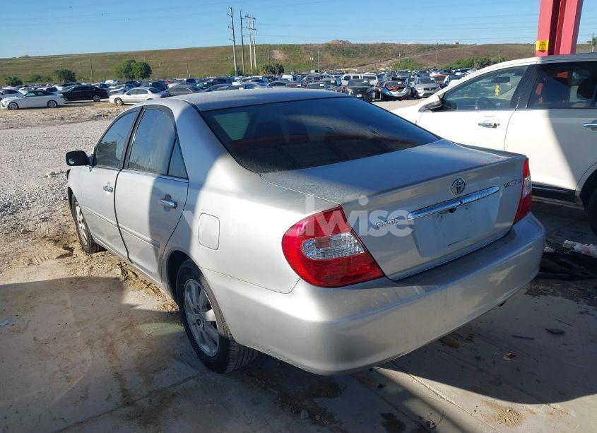 Photo 3 of 2003 Toyota Camry LE (VIN 4T1BE32K73U163330)