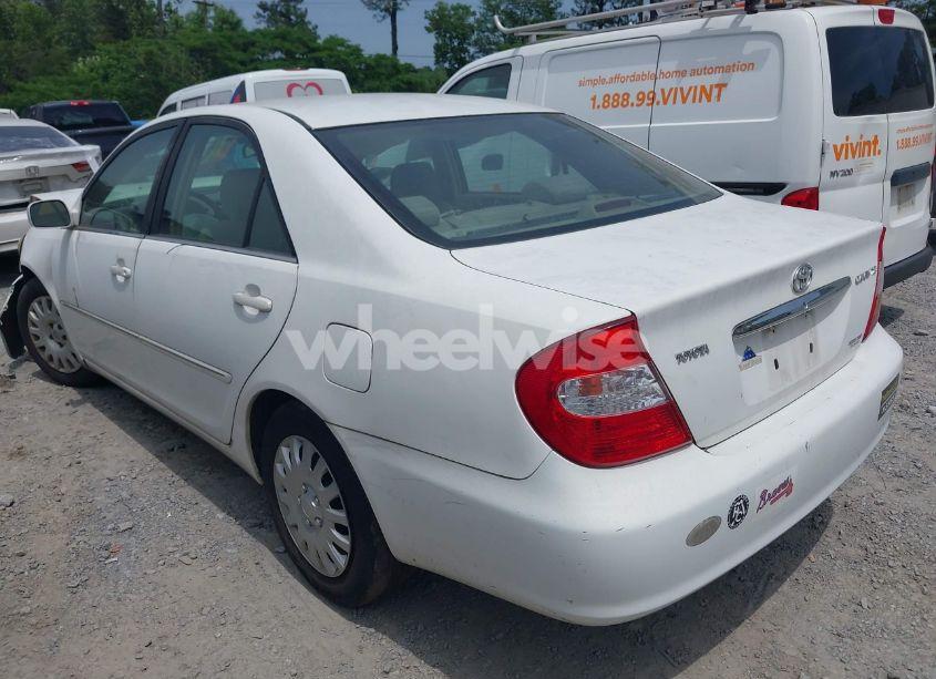 Photo 3 of 2003 Toyota Camry XLE (VIN 4T1BE32K73U170956)