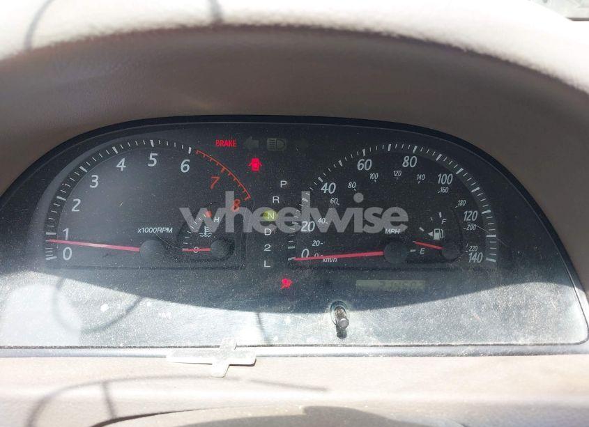 Photo 7 of 2003 Toyota Camry XLE (VIN 4T1BE32K73U170956)