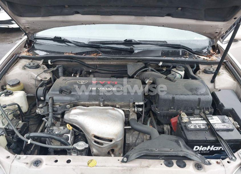 Photo 10 of 2003 Toyota Camry XLE (VIN 4T1BE32K73U179849)