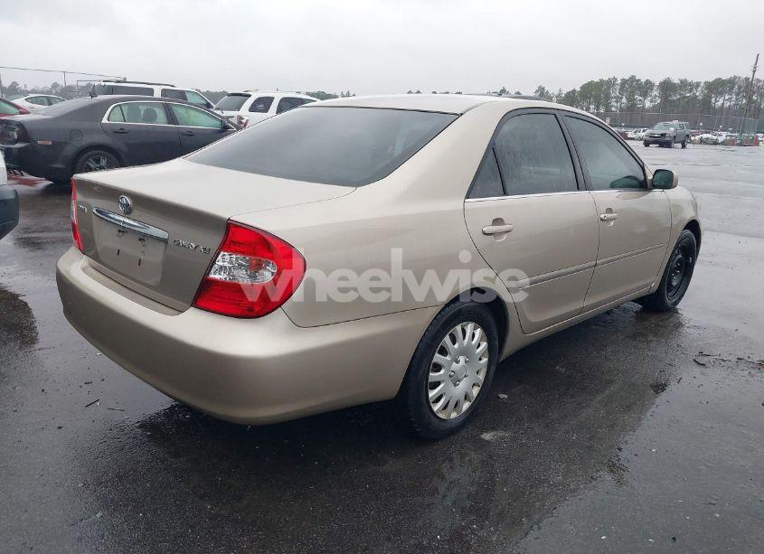 Photo 4 of 2003 Toyota Camry XLE (VIN 4T1BE32K73U179849)