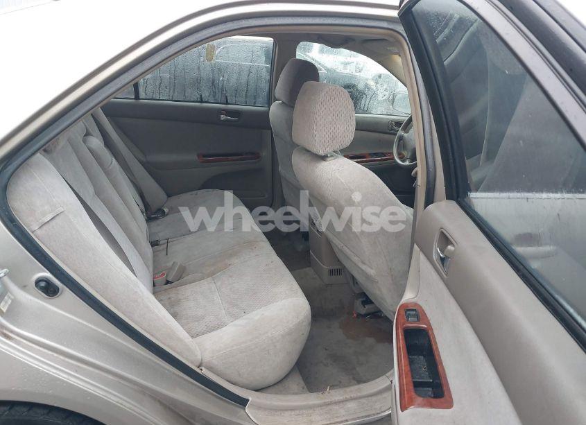 Photo 8 of 2003 Toyota Camry XLE (VIN 4T1BE32K73U179849)