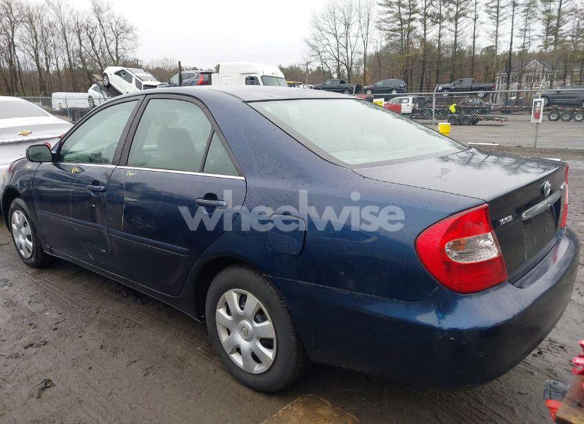 Photo 3 of 2003 Toyota Camry LE (VIN 4T1BE32K73U202840)