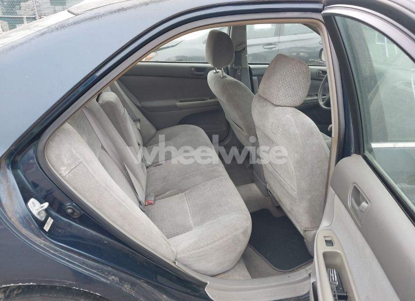 Photo 8 of 2003 Toyota Camry LE (VIN 4T1BE32K73U218309)