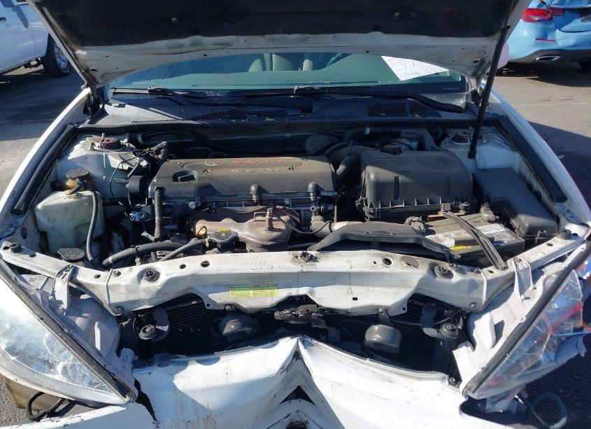 Photo 10 of 2003 Toyota Camry LE (VIN 4T1BE32K73U221551)