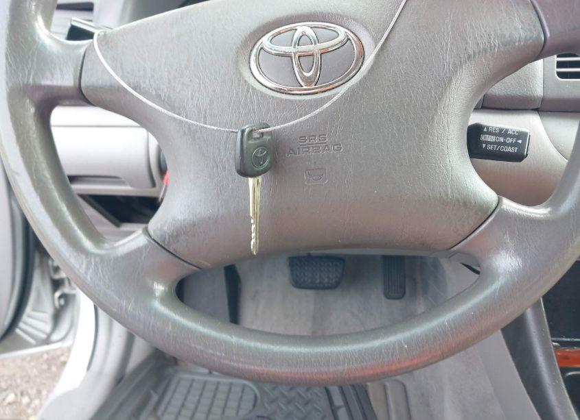 Photo 11 of 2003 Toyota Camry LE (VIN 4T1BE32K73U238818)