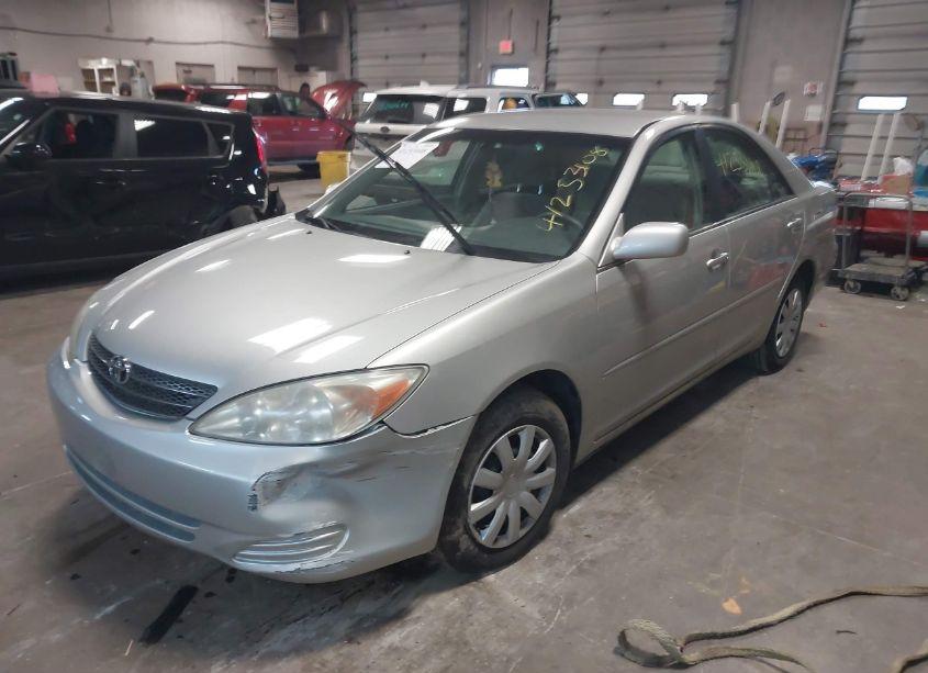 Photo 2 of 2003 Toyota Camry LE (VIN 4T1BE32K73U246241)