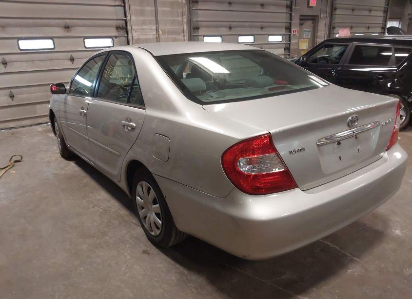 Photo 3 of 2003 Toyota Camry LE (VIN 4T1BE32K73U246241)