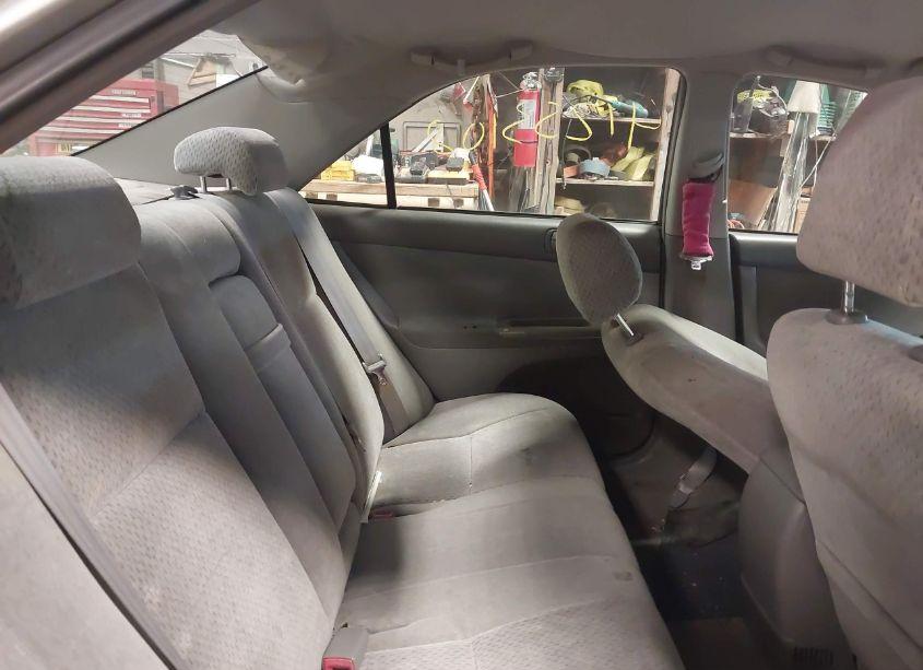 Photo 8 of 2003 Toyota Camry LE (VIN 4T1BE32K73U246241)