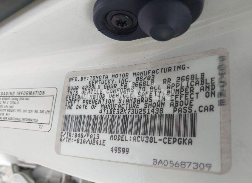 Photo 9 of 2003 Toyota Camry XLE (VIN 4T1BE32K73U251438)