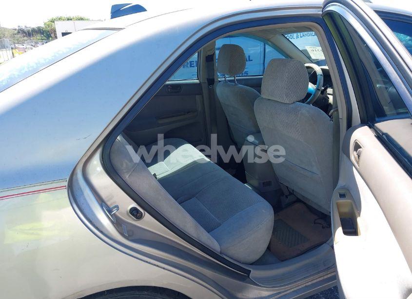 Photo 8 of 2003 Toyota Camry LE (VIN 4T1BE32K73U713951)