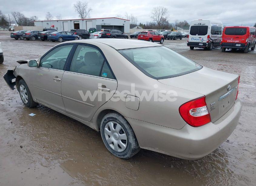 Photo 3 of 2003 Toyota Camry LE (VIN 4T1BE32K73U760865)