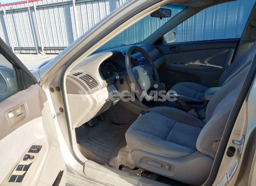 Photo 5 of 2003 Toyota Camry LE (VIN 4T1BE32K73U780811)