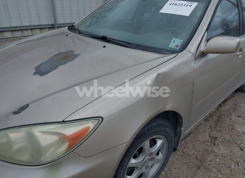 Photo 6 of 2003 Toyota Camry LE (VIN 4T1BE32K73U780811)