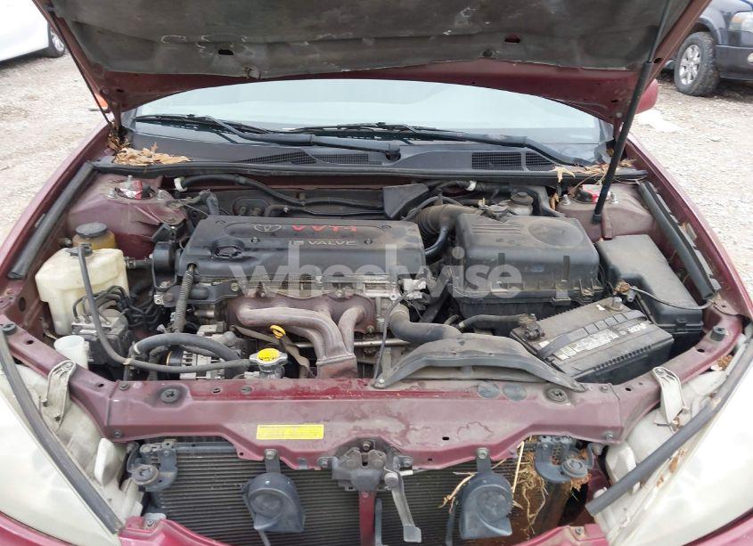 Photo 10 of 2004 Toyota Camry LE (VIN 4T1BE32K74U270671)