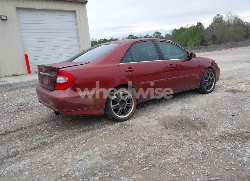 Photo 4 of 2004 Toyota Camry LE (VIN 4T1BE32K74U270671)