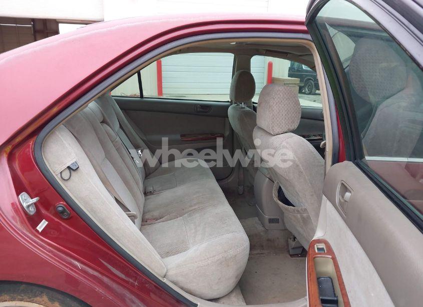 Photo 8 of 2004 Toyota Camry LE (VIN 4T1BE32K74U270671)