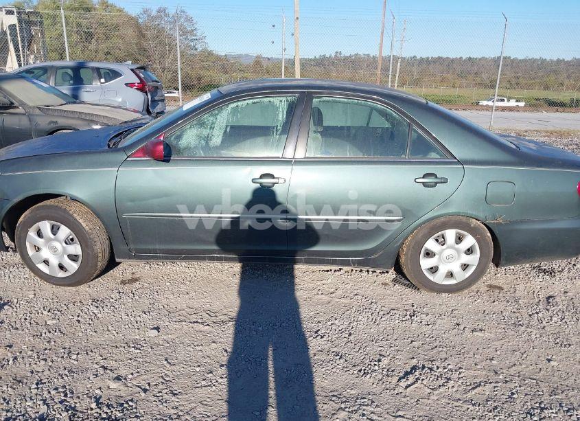 Photo 13 of 2004 Toyota Camry LE (VIN 4T1BE32K74U289172)