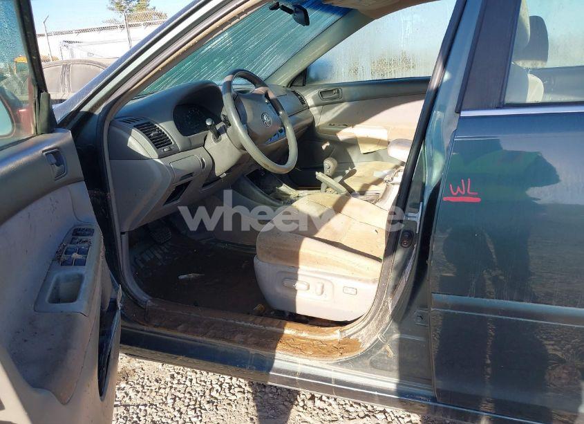 Photo 6 of 2004 Toyota Camry LE (VIN 4T1BE32K74U289172)