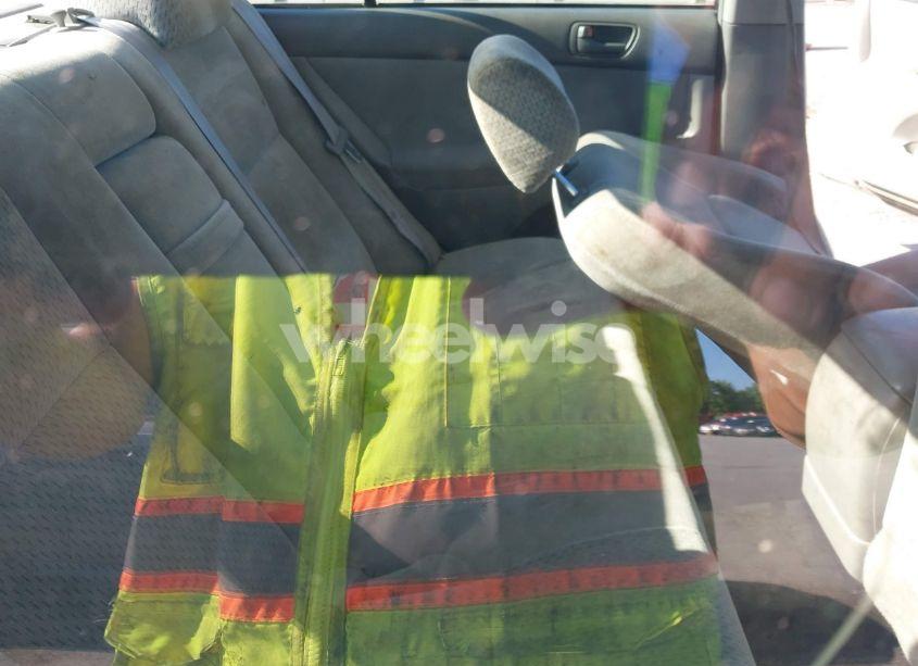 Photo 8 of 2004 Toyota Camry LE (VIN 4T1BE32K74U295599)