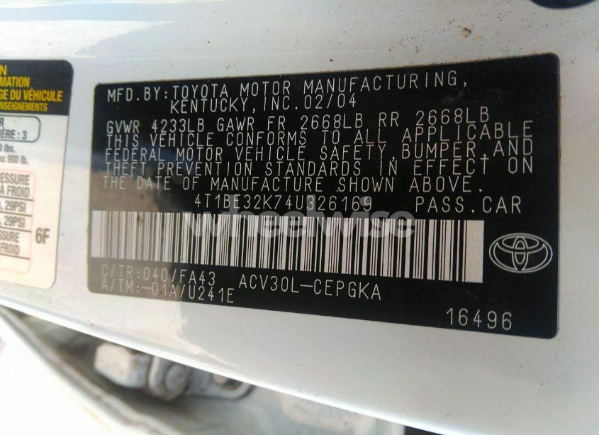 Photo 9 of 2004 Toyota Camry XLE (VIN 4T1BE32K74U326169)