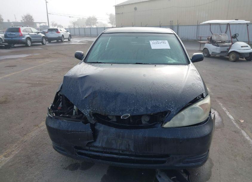 Photo 11 of 2004 Toyota Camry LE (VIN 4T1BE32K74U330545)