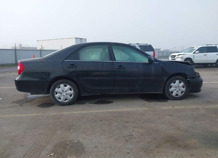 Photo 12 of 2004 Toyota Camry LE (VIN 4T1BE32K74U330545)