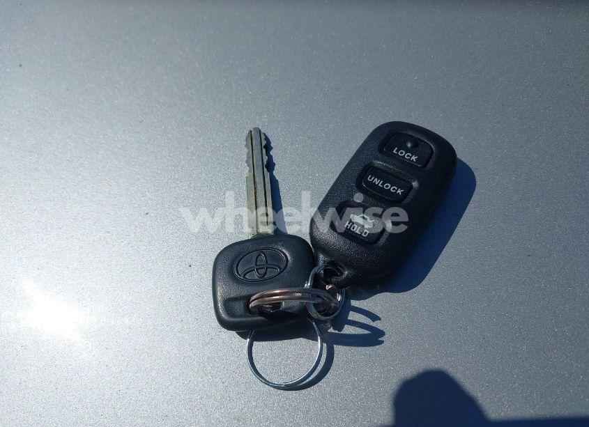 Photo 11 of 2004 Toyota Camry LE (VIN 4T1BE32K74U350908)