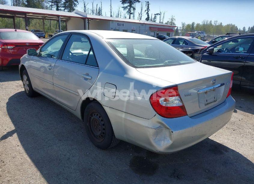 Photo 3 of 2004 Toyota Camry LE (VIN 4T1BE32K74U350908)