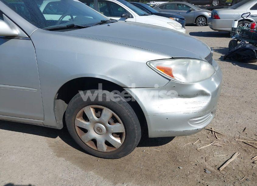 Photo 6 of 2004 Toyota Camry LE (VIN 4T1BE32K74U350908)