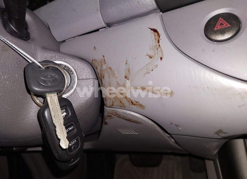 Photo 11 of 2004 Toyota Camry LE (VIN 4T1BE32K74U353761)