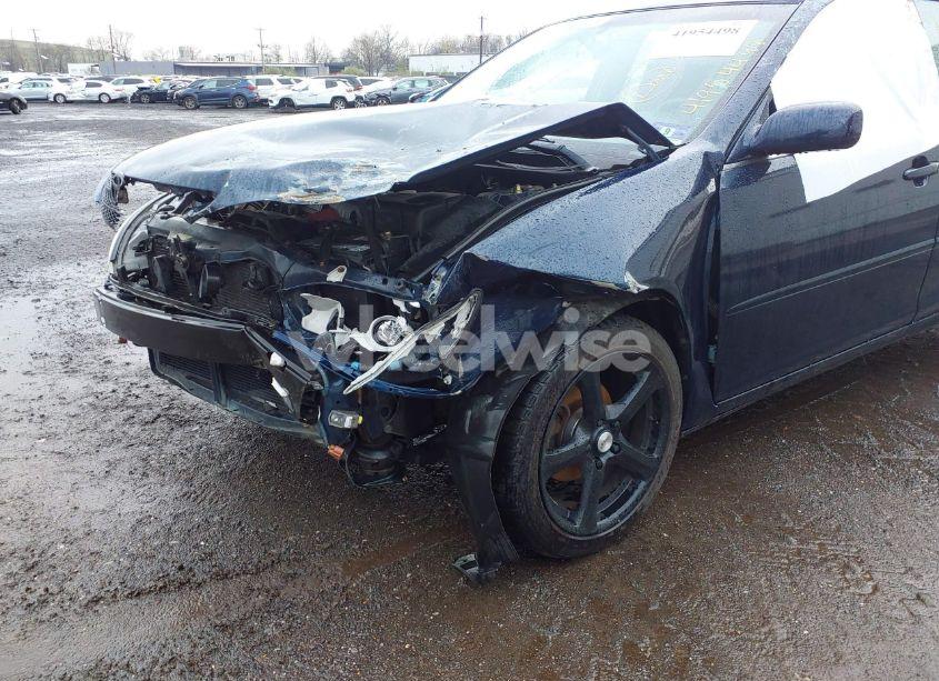 Photo 6 of 2004 Toyota Camry LE (VIN 4T1BE32K74U353761)