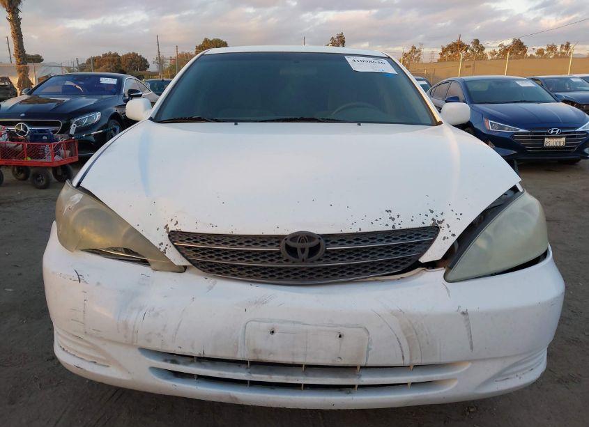 Photo 12 of 2004 Toyota Camry LE (VIN 4T1BE32K74U364498)