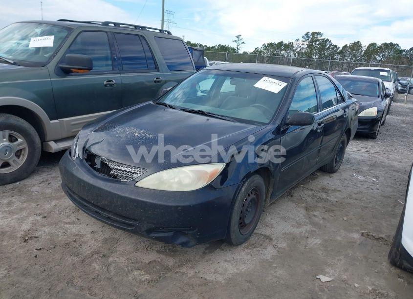 Photo 2 of 2004 Toyota Camry LE (VIN 4T1BE32K74U377378)
