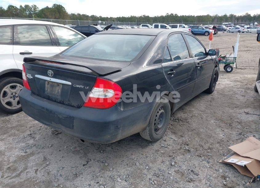 Photo 4 of 2004 Toyota Camry LE (VIN 4T1BE32K74U377378)