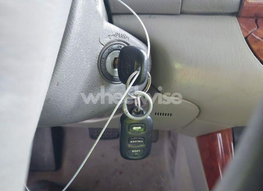 Photo 11 of 2004 Toyota Camry XLE (VIN 4T1BE32K74U789946)