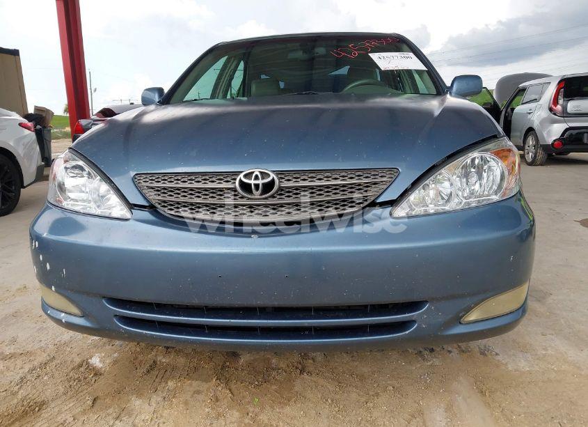 Photo 6 of 2004 Toyota Camry XLE (VIN 4T1BE32K74U789946)