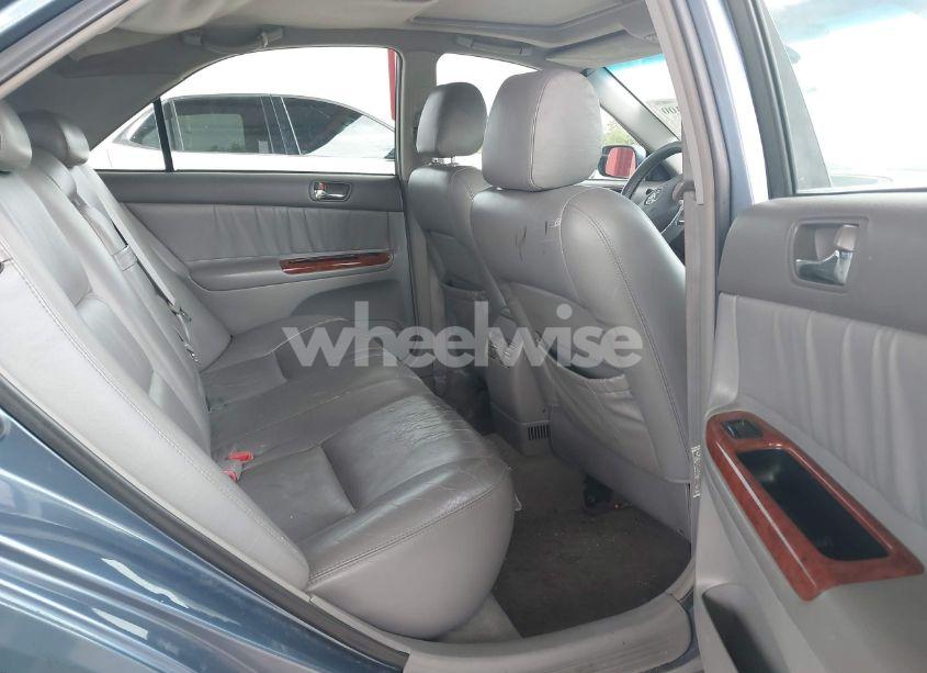 Photo 8 of 2004 Toyota Camry XLE (VIN 4T1BE32K74U789946)