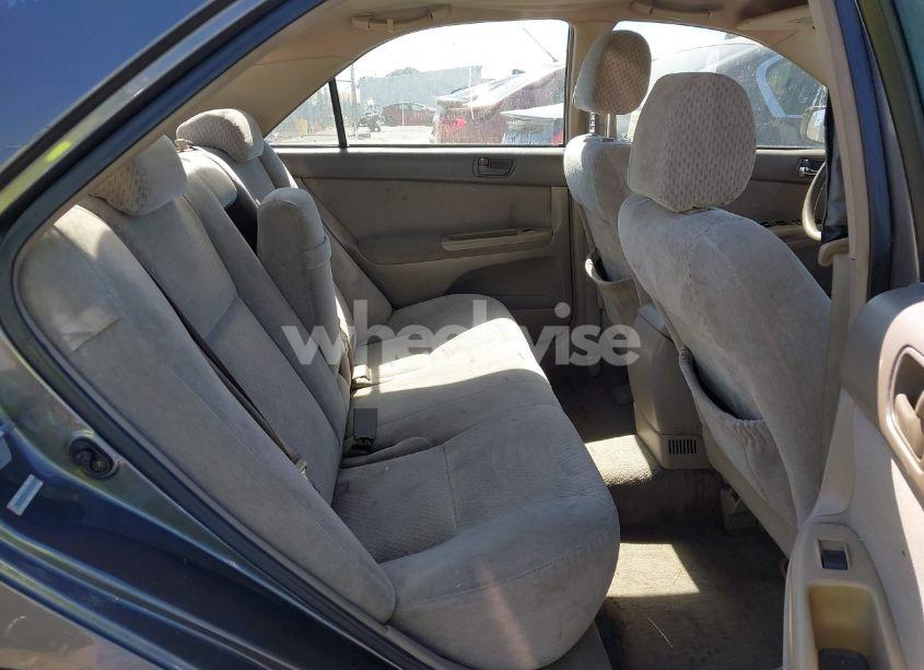 Photo 8 of 2004 Toyota Camry LE (VIN 4T1BE32K74U797691)