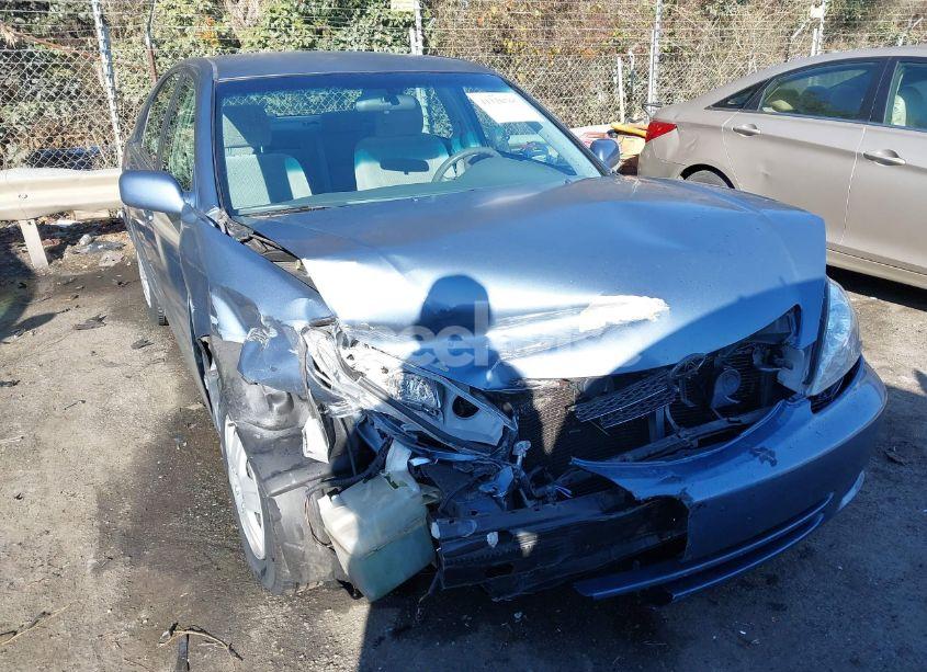 Photo 6 of 2004 Toyota Camry LE (VIN 4T1BE32K74U826493)