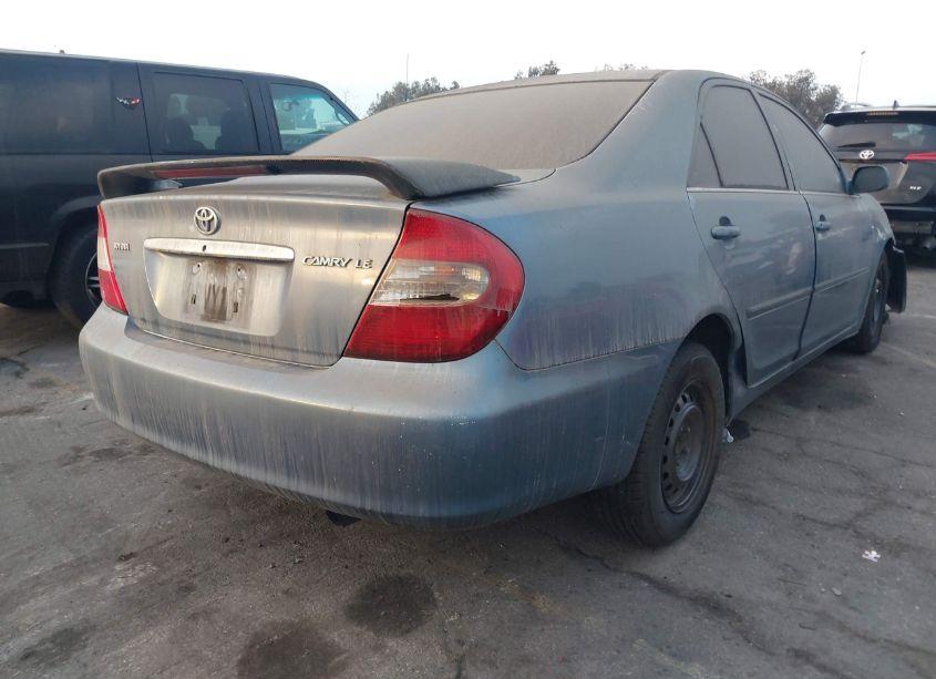 Photo 4 of 2004 Toyota Camry LE (VIN 4T1BE32K74U853435)