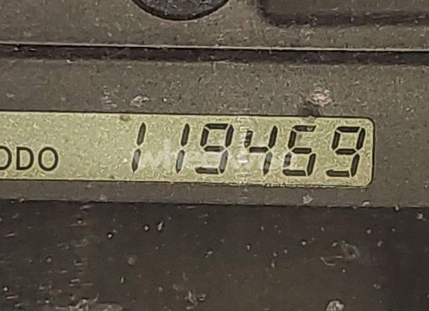 Photo 16 of 2004 Toyota Camry LE (VIN 4T1BE32K74U864094)