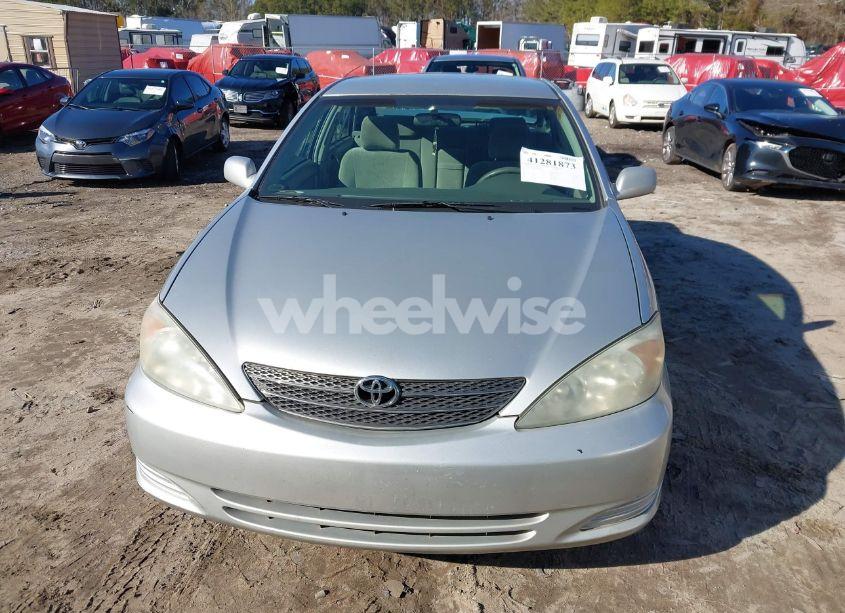Photo 13 of 2004 Toyota Camry LE (VIN 4T1BE32K74U884460)