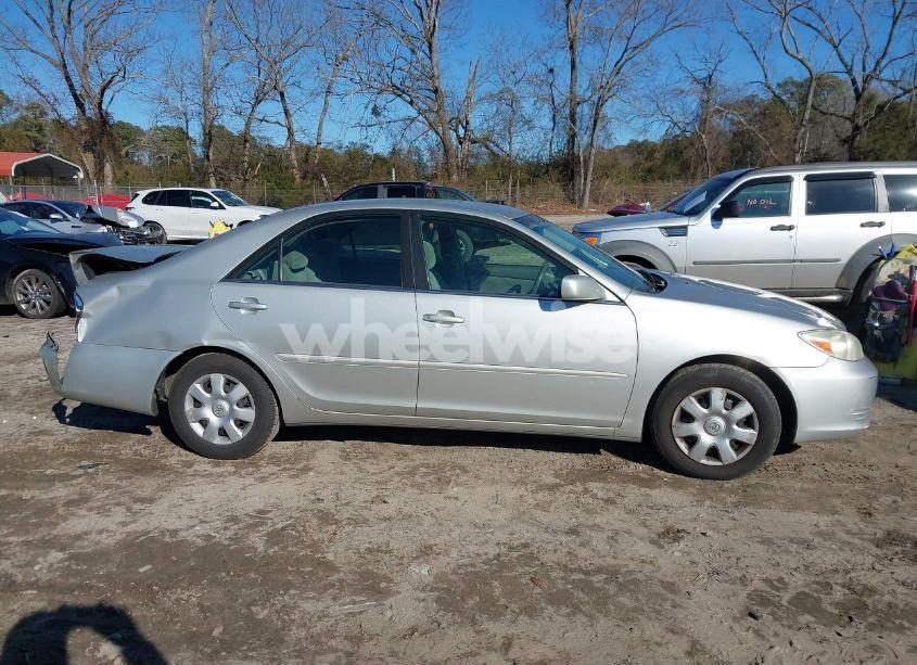 Photo 14 of 2004 Toyota Camry LE (VIN 4T1BE32K74U884460)