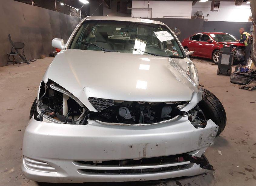 Photo 12 of 2004 Toyota Camry LE (VIN 4T1BE32K74U889450)