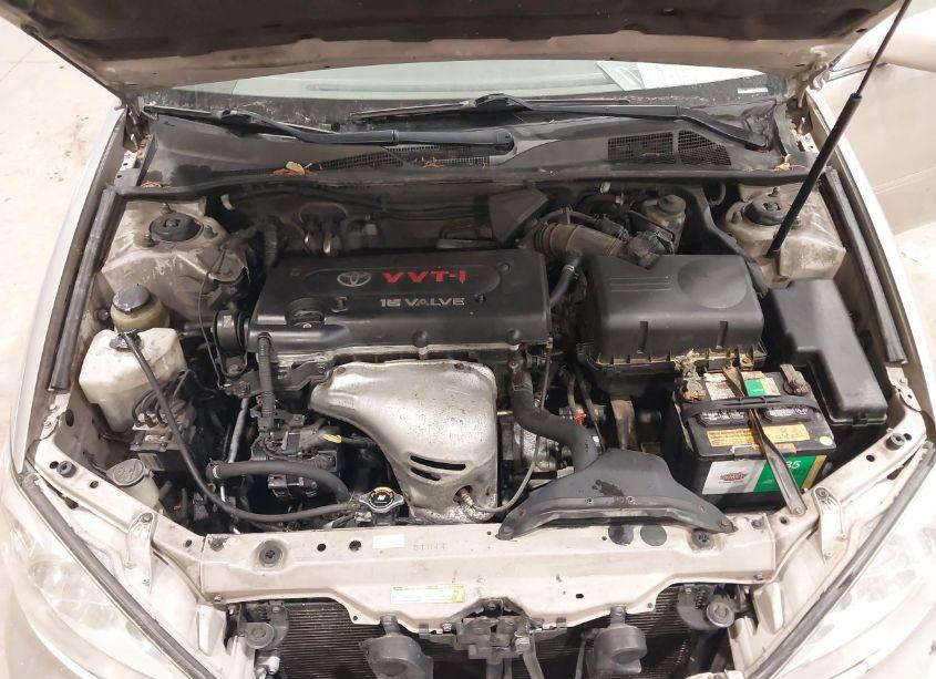 Photo 10 of 2004 Toyota Camry LE (VIN 4T1BE32K74U900995)