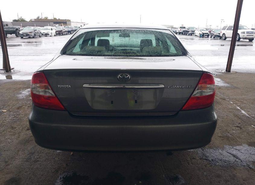 Photo 16 of 2004 Toyota Camry LE (VIN 4T1BE32K74U920146)