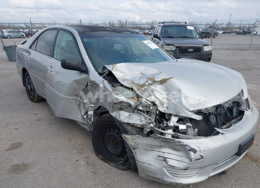 2005 Toyota Camry STD (VIN 4T1BE32K75U013432) main photo
